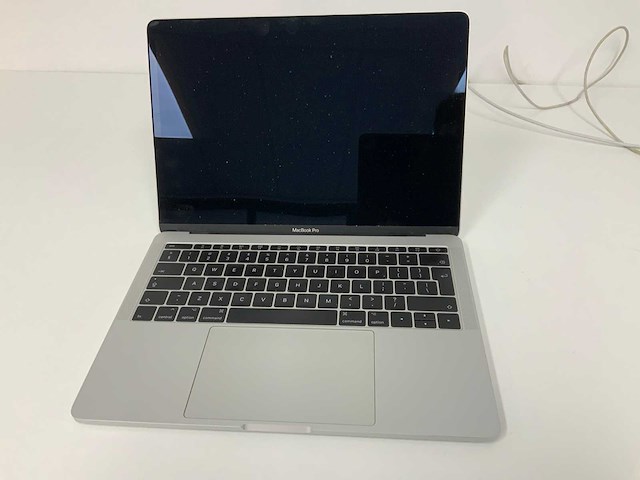 Apple a1708 13-inch macbook pro mpxr2n/a laptop - afbeelding 1 van  3