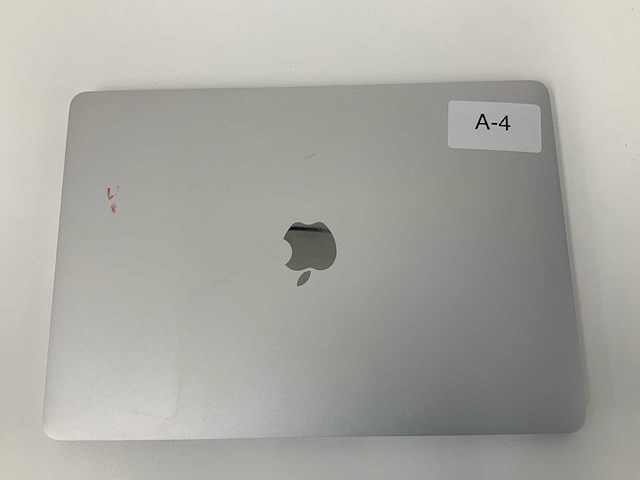 Apple a1708 13-inch macbook pro mpxr2n/a laptop - afbeelding 2 van  3