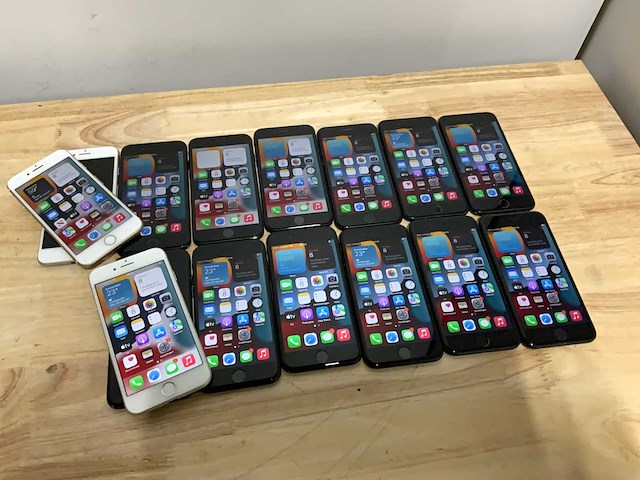 Apple a1778 iphone 7 apple (15x) - afbeelding 1 van  8
