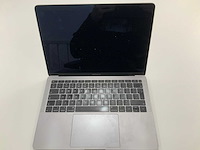 Apple a1932 13-inch macbook air mvfh2n/a laptop - afbeelding 1 van  3