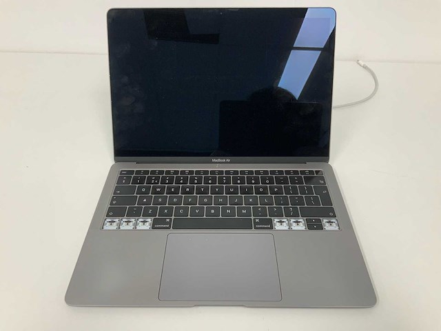 Apple a1932 13-inch macbook pro mre82n/a laptop - afbeelding 1 van  3