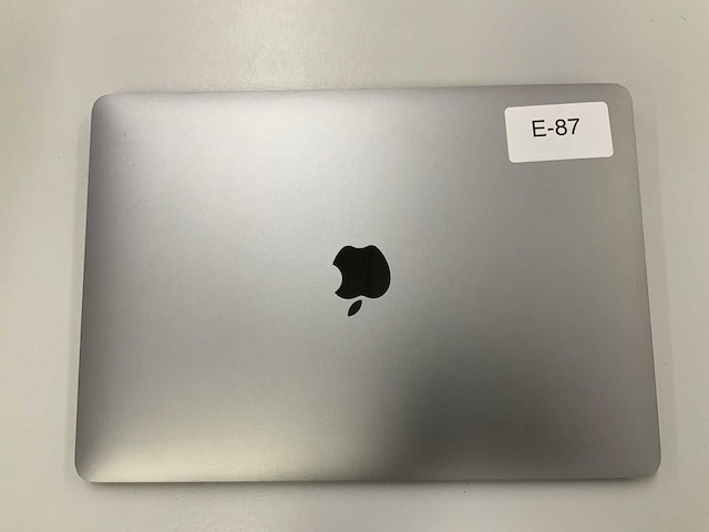 Apple a1932 13-inch macbook pro mre82n/a laptop - afbeelding 2 van  3