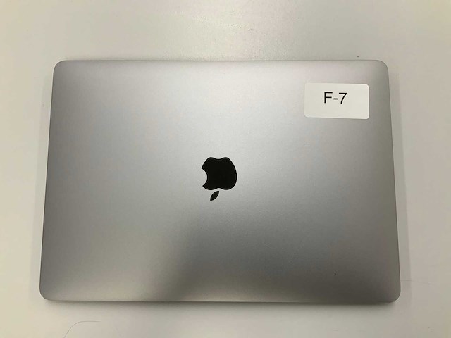 Apple a1989 13-inch macbook pro mr9r2n/a laptop - afbeelding 2 van  3