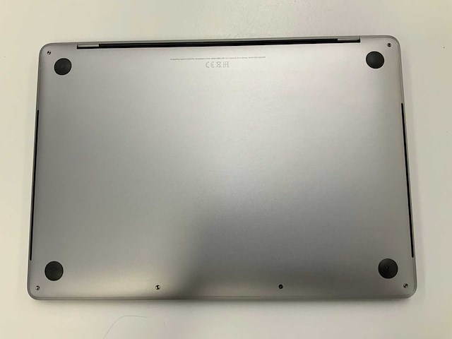 Apple a1989 13-inch macbook pro mr9r2n/a laptop - afbeelding 3 van  3