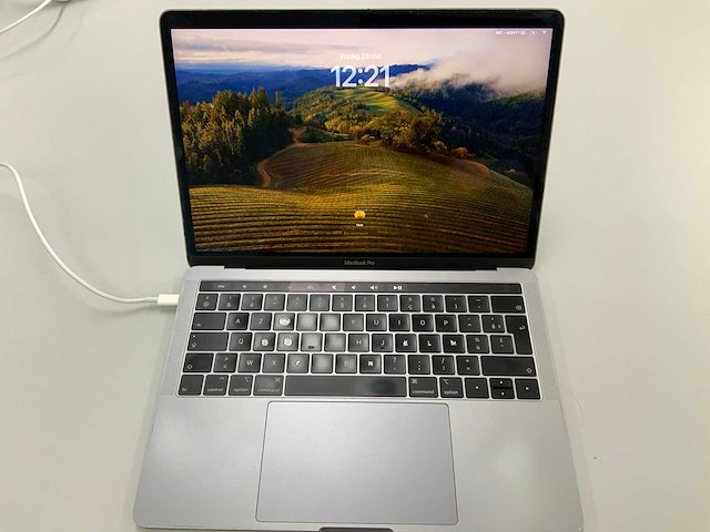 Apple a1989 13-inch macbook pro mv962n/a laptop fmi - afbeelding 1 van  3