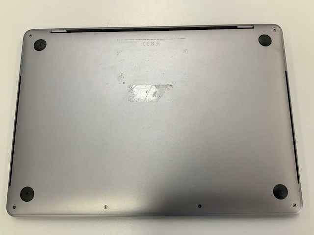Apple a1989 13-inch macbook pro mv962n/a laptop - afbeelding 3 van  3