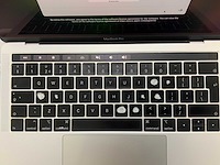 Apple a1989 13-inch macbook pro mv992n/a laptop - afbeelding 2 van  4