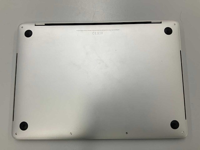 Apple a1989 13-inch macbook pro mv9a2n/a laptop - afbeelding 1 van  1