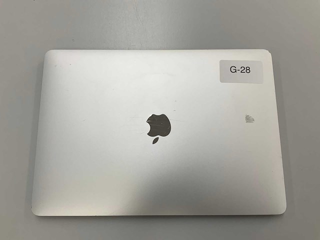 Apple a1989 13-inch macbook pro mv9a2n/a laptop - afbeelding 2 van  3