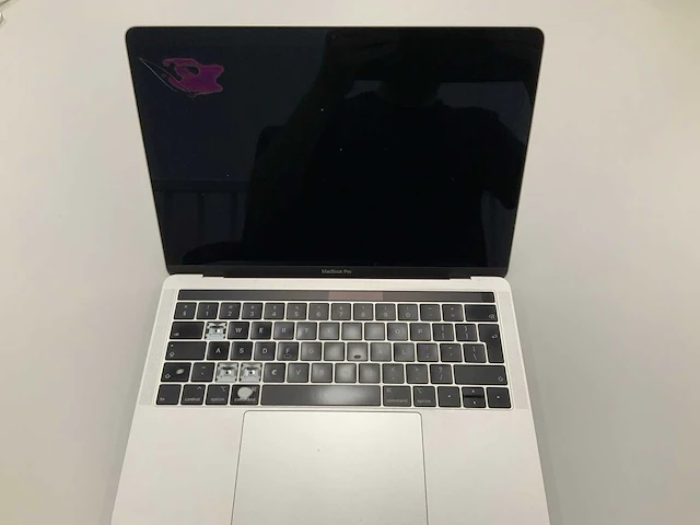 Apple a1989 13-inch macbook pro mv9a2n/a laptop - afbeelding 1 van  3