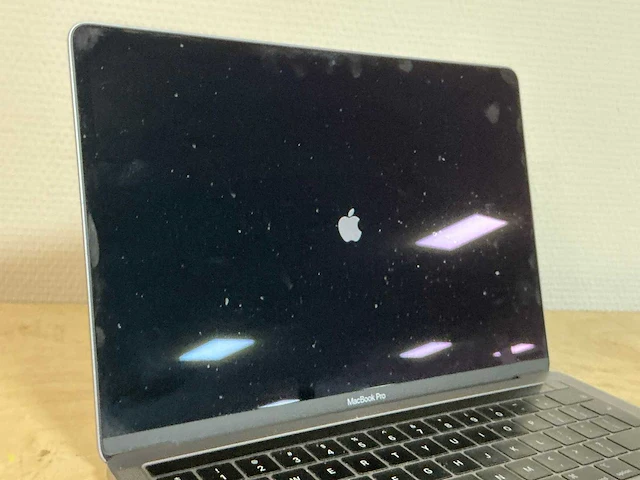 Apple a1989 macbook pro - afbeelding 2 van  4
