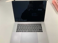 Apple a1990 15-inch macbook pro mr932n/a laptop - afbeelding 1 van  3