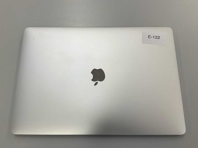 Apple a1990 15-inch macbook pro mr962n/a laptop fmi - afbeelding 2 van  3