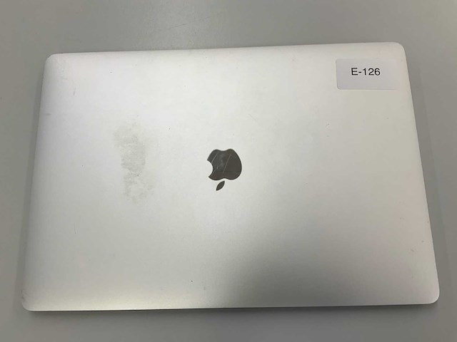 Apple a1990 15-inch macbook pro mr962n/a laptop - afbeelding 2 van  3