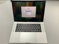 Apple a1990 15-inch macbook pro mr962n/a laptop - afbeelding 1 van  3