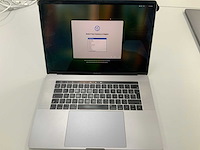 Apple a1990 15-inch macbook pro mv902n/a laptop - afbeelding 1 van  3