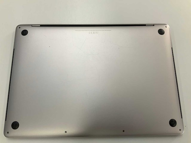 Apple a1990 15-inch macbook pro mv912n/a laptop fmi - afbeelding 3 van  3