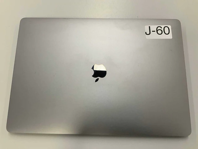 Apple a2141 16-inch macbook pro mvvj2n/a laptop - afbeelding 2 van  3