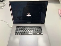 Apple a2141 16-inch macbook pro mvvk2n/a laptop