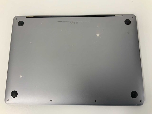 Apple a2159 13-inch macbook pro muhn2n/a laptop - afbeelding 3 van  3