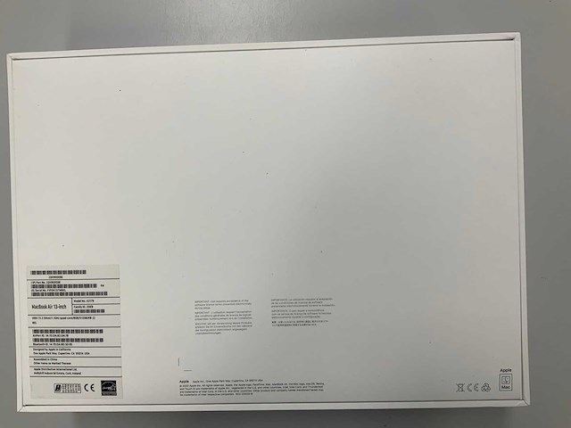 Apple a2179 13-inch macbook air mwtk2n/a laptop - afbeelding 3 van  3