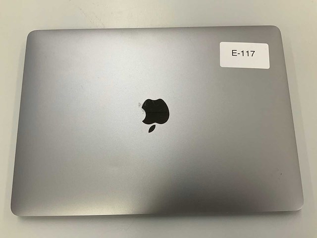 Apple a2251 13-inch macbook pro mwp42n/a laptop - afbeelding 2 van  2