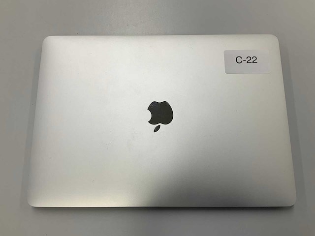 Apple a2251 13-inch macbook pro mwp72n/a laptop - afbeelding 2 van  3