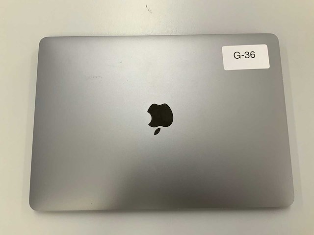 Apple a2289 13-inch macbook pro laptop - afbeelding 2 van  3