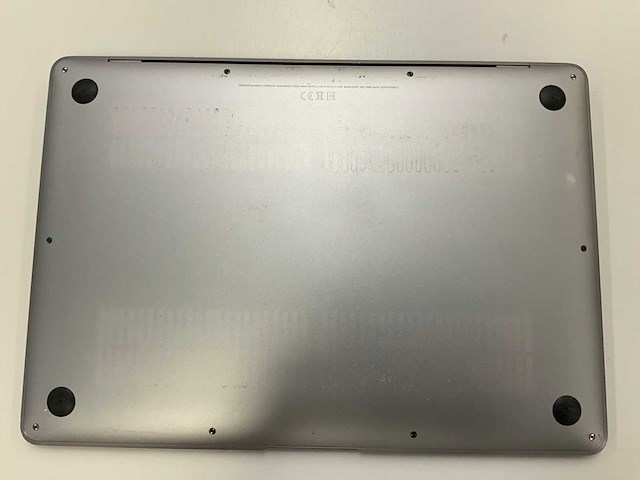 Apple a2337 13-inch macbook air mgn63n/a laptop - afbeelding 3 van  3