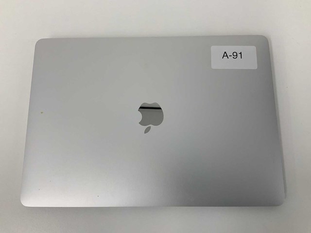 Apple a2337 13-inch macbook air mgna3n/a laptop - afbeelding 2 van  3