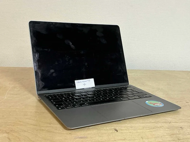 Apple a2337 macbook air - afbeelding 1 van  5