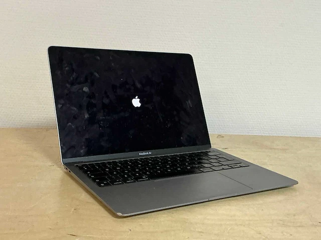 Apple a2337 macbook air - afbeelding 1 van  4