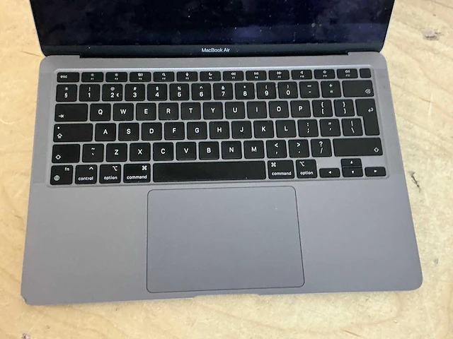 Apple a2337 macbook air - afbeelding 3 van  4