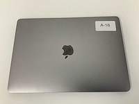 Apple a2338 13-inch macbook pro myd82n/a laptop - afbeelding 2 van  4