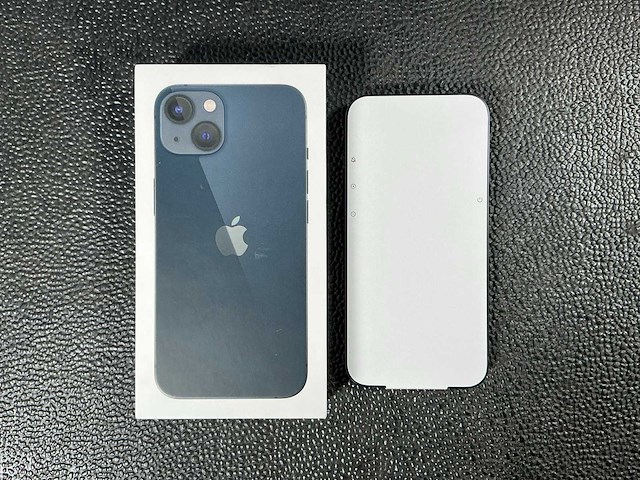 Apple a2482 iphone 13 128gb mobiele telefoon - afbeelding 1 van  4