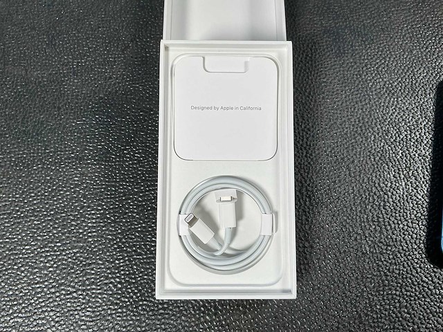Apple a2633 iphone 13 256gb mobiele telefoon - afbeelding 4 van  5
