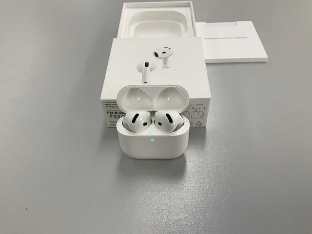 Apple a3055 airpods 4 with active noise cancellation fmi - afbeelding 2 van  3