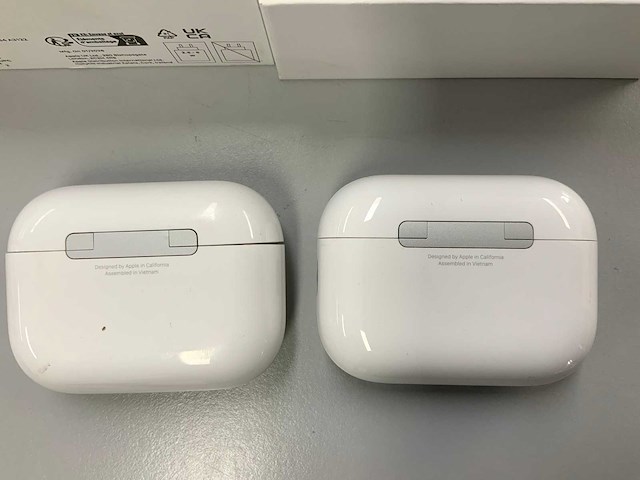 Apple a3063 airpods 3 pro mfhp4zm/a (2x) - afbeelding 3 van  4