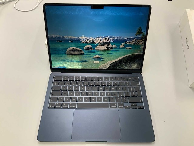Apple a3240 13-inch macbook air m4 mw123n/a laptop - afbeelding 2 van  5