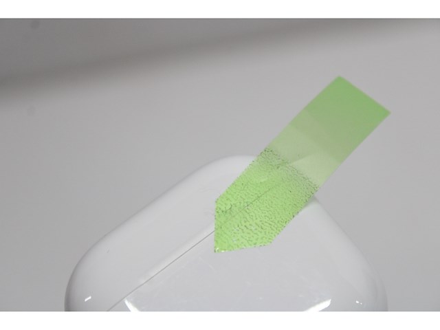 Apple airpods 4 - active noise cancellation - afbeelding 6 van  6