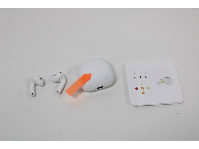 Apple airpods 4 wit - afbeelding 3 van  4