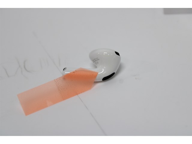 Apple airpods 4 wit - afbeelding 4 van  4