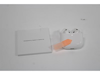 Apple airpods 4 wit - afbeelding 3 van  4