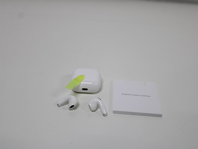 Apple airpods 4 wit - afbeelding 3 van  4