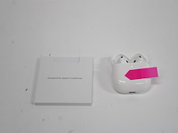 Apple airpods 4 wit - afbeelding 3 van  4