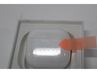Apple airpods 4 wit - afbeelding 6 van  6