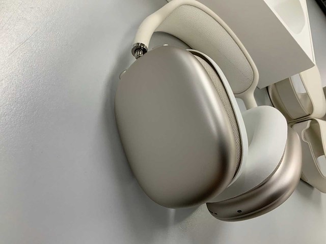 Apple airpods max usb-c starlight - afbeelding 3 van  5