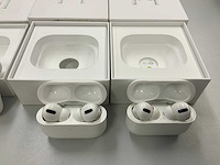 Apple airpods pro & airpods 2 with charging case (9x) - afbeelding 1 van  4