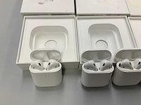 Apple airpods pro & airpods 2 with charging case (9x) - afbeelding 4 van  4