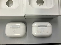 Apple airpods pro with wireless charging case mwp22zm/a (2x) - afbeelding 3 van  4
